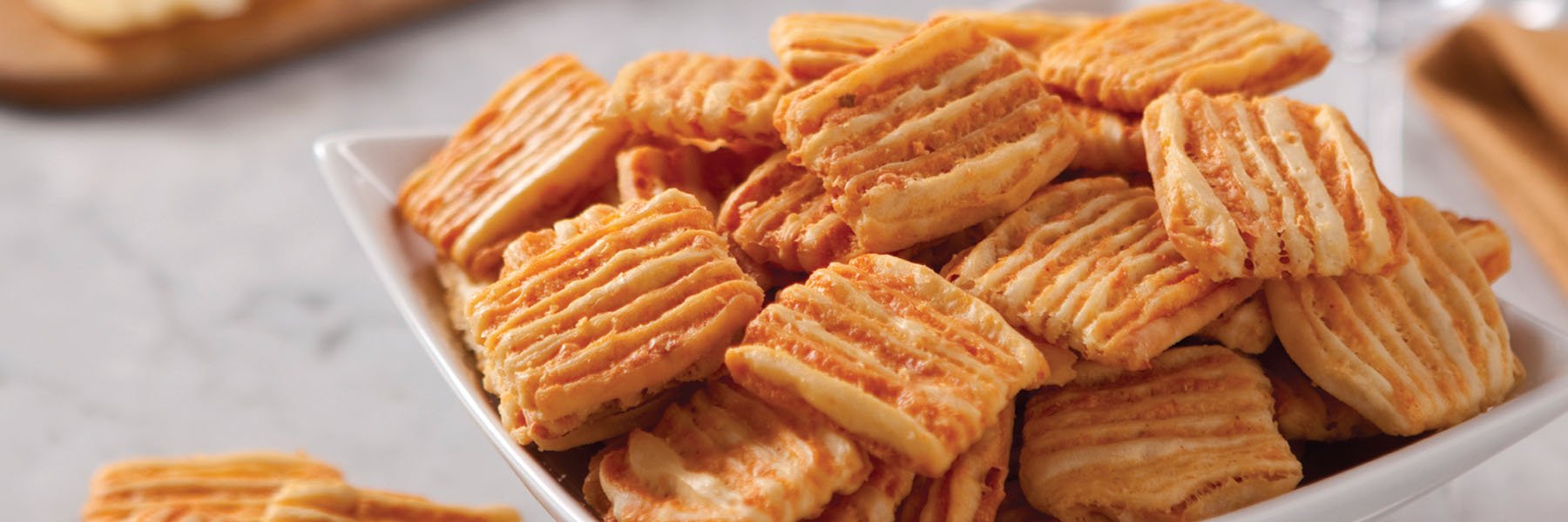 Asiago & Cheddar CheeseCrisps